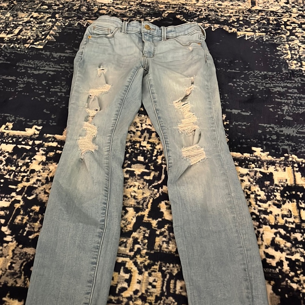 Ripped jeans